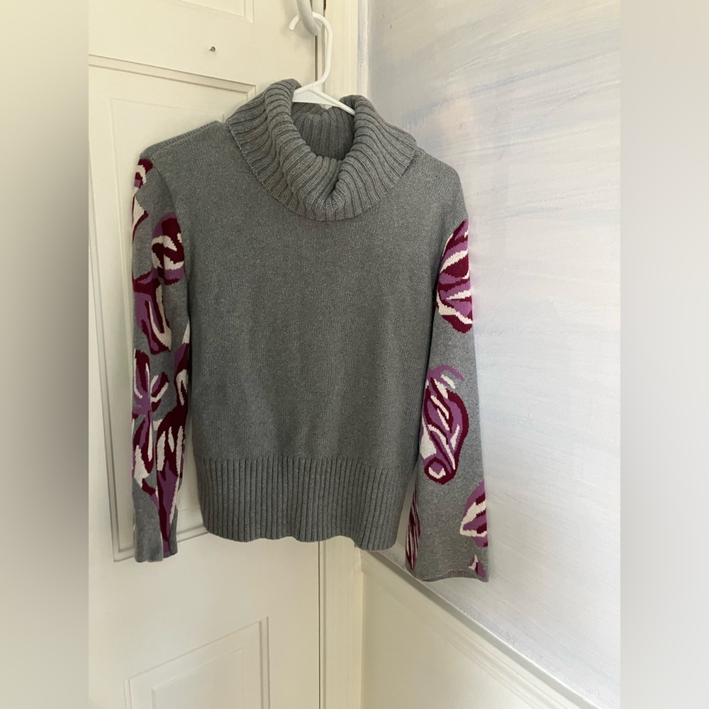 CAbi Heather Gray Knit Pullover